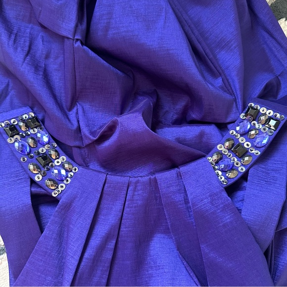 Elegant Purple Halter Dress size 8 - Picture 6 of 11